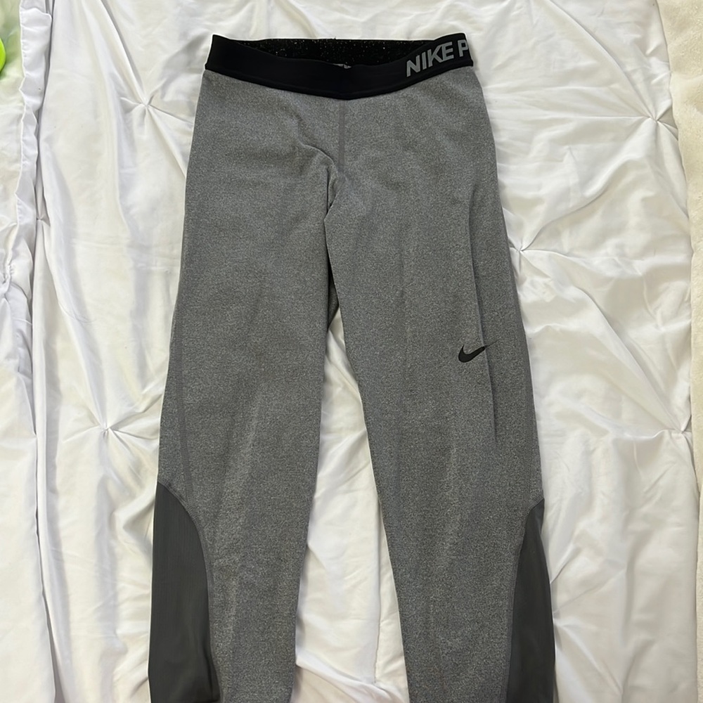 Nike pro leggings